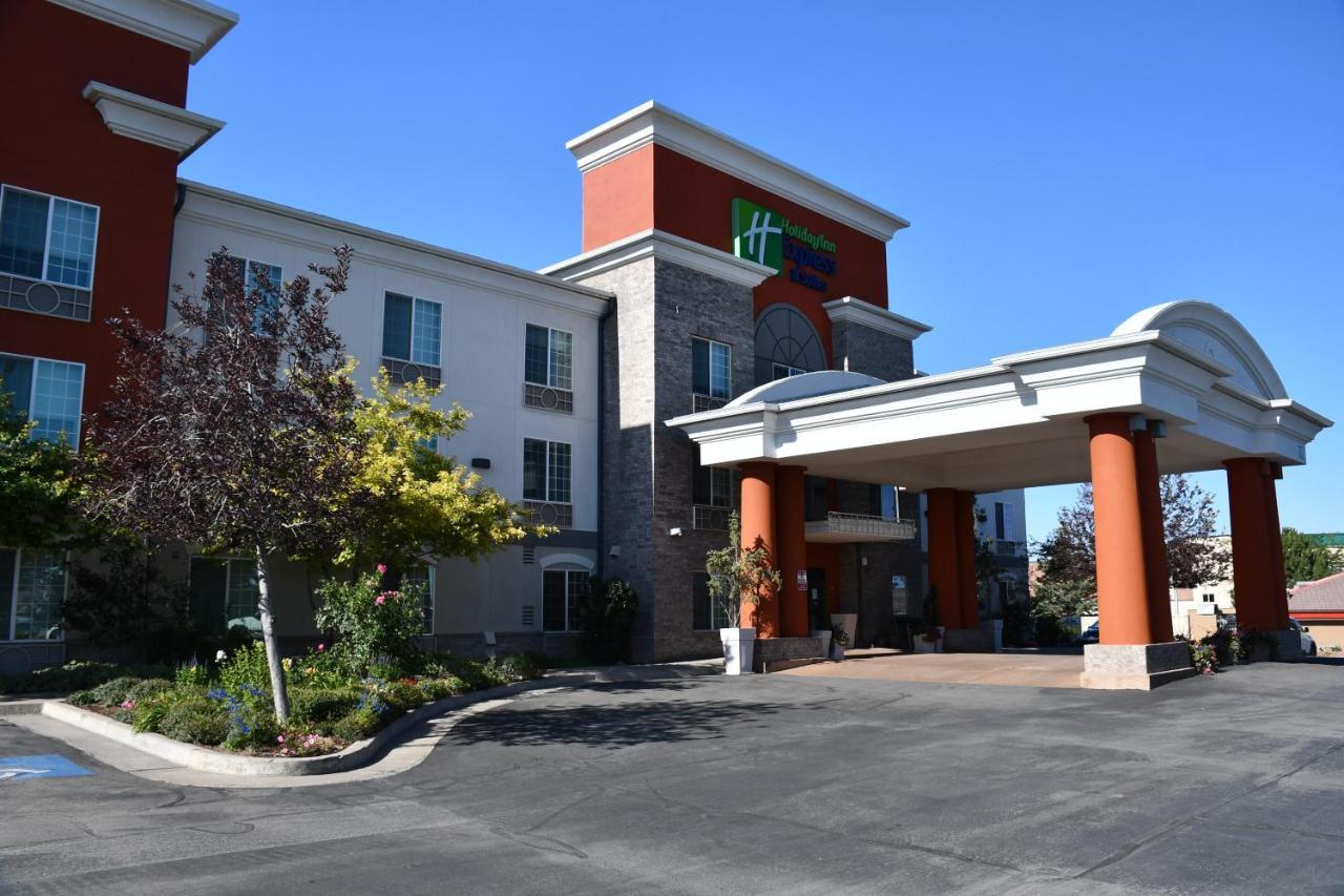 Holiday Inn Express Hotel & Suites Evanston By Ihg Buitenkant foto