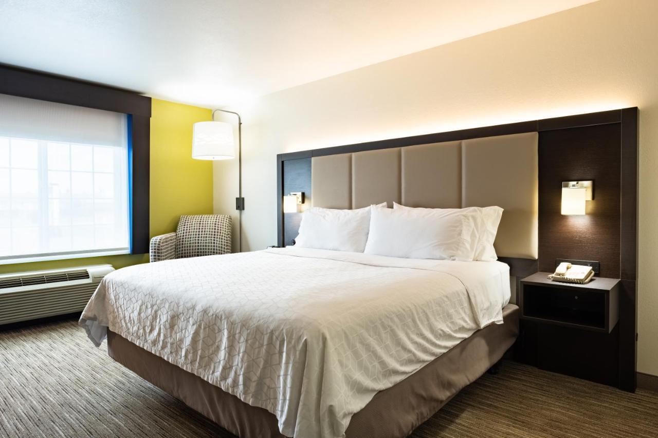 Holiday Inn Express Hotel & Suites Evanston By Ihg Buitenkant foto