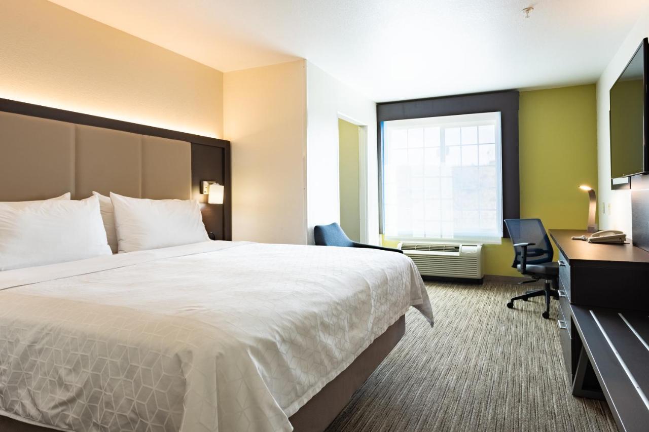 Holiday Inn Express Hotel & Suites Evanston By Ihg Buitenkant foto