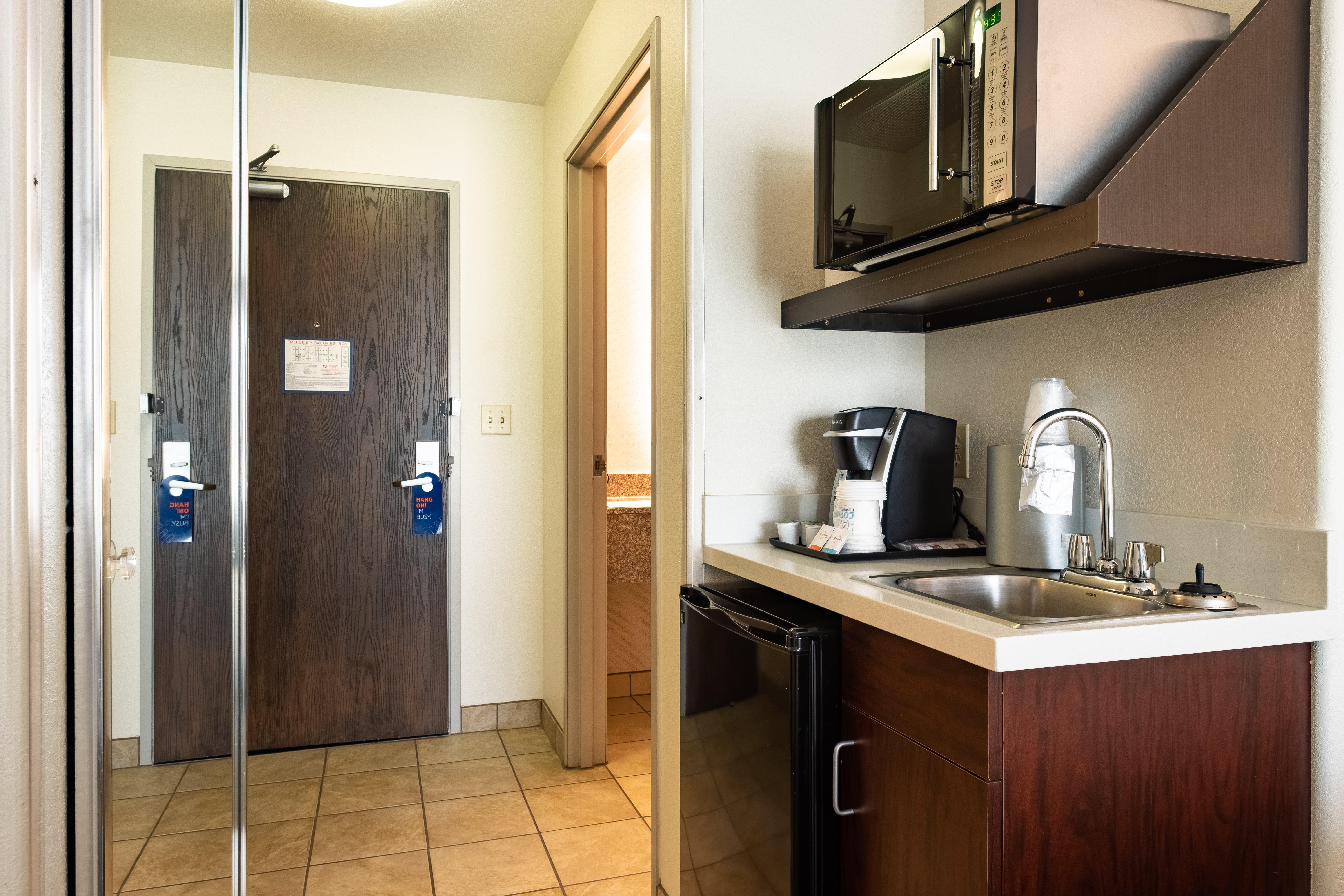 Holiday Inn Express Hotel & Suites Evanston By Ihg Buitenkant foto