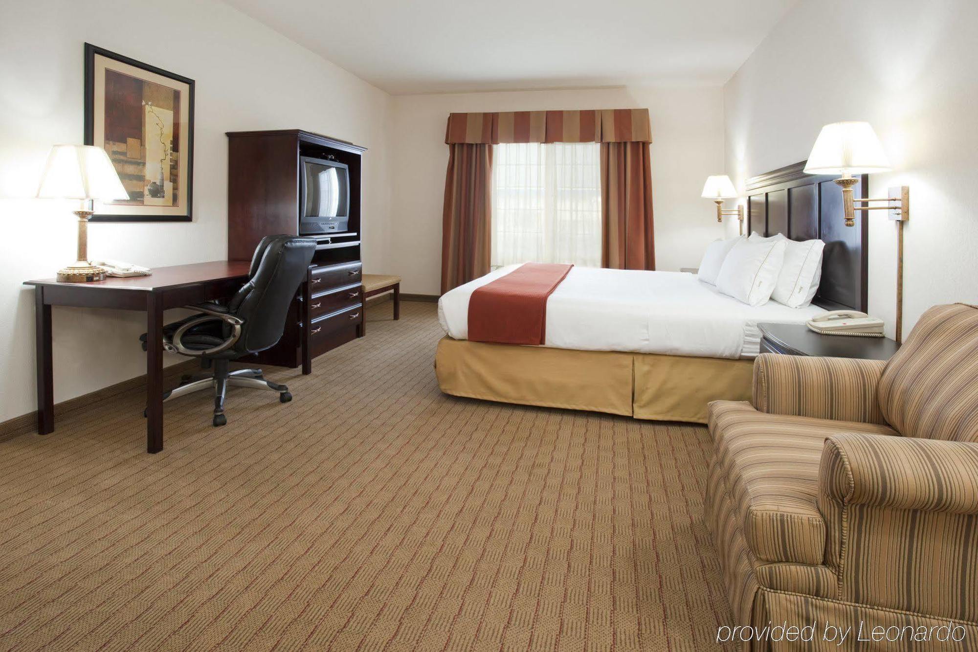 Holiday Inn Express Hotel & Suites Evanston By Ihg Kamer foto